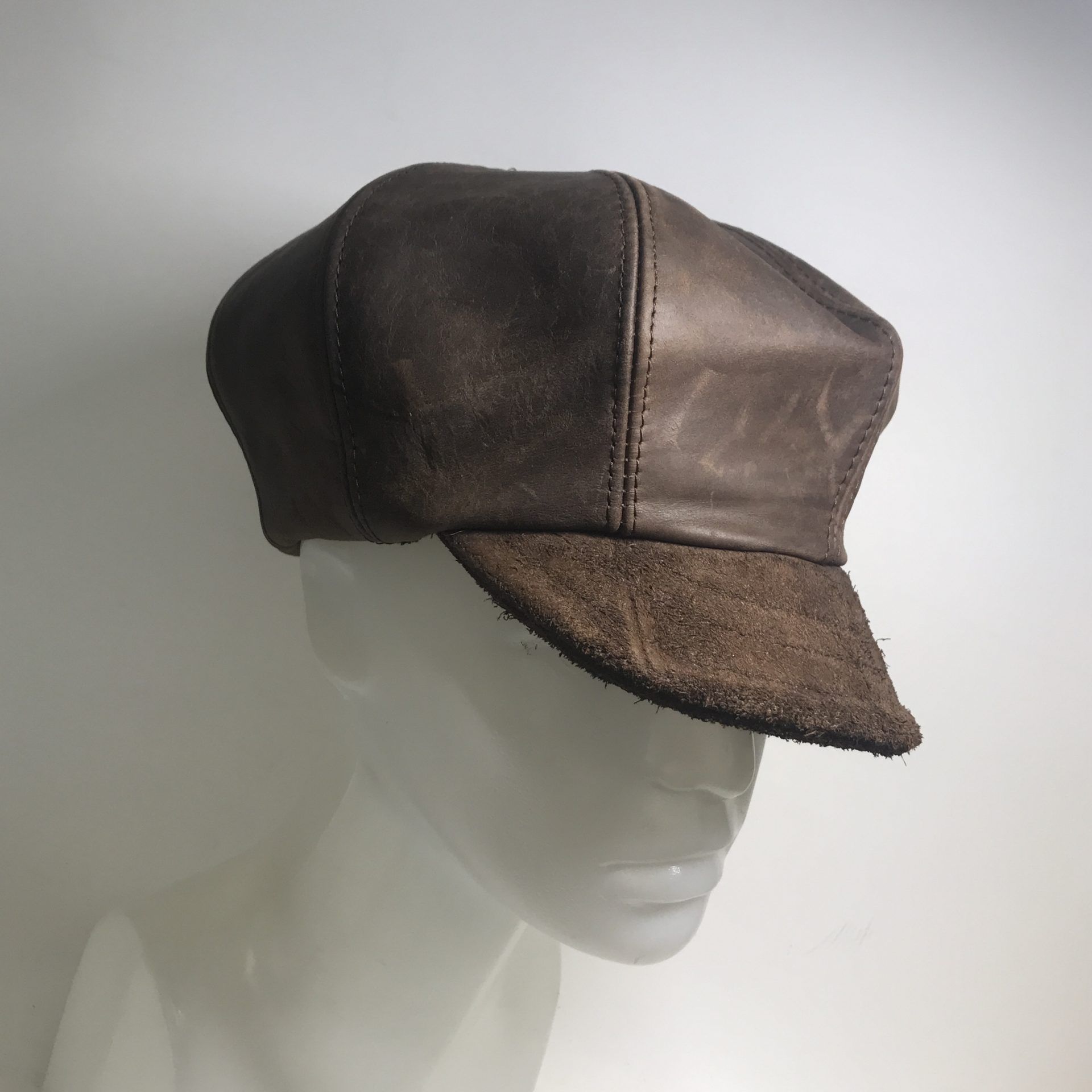 8 Piece Cap Distressed Brown Leather/Suede Peak Brown – Medium 56/57cm
